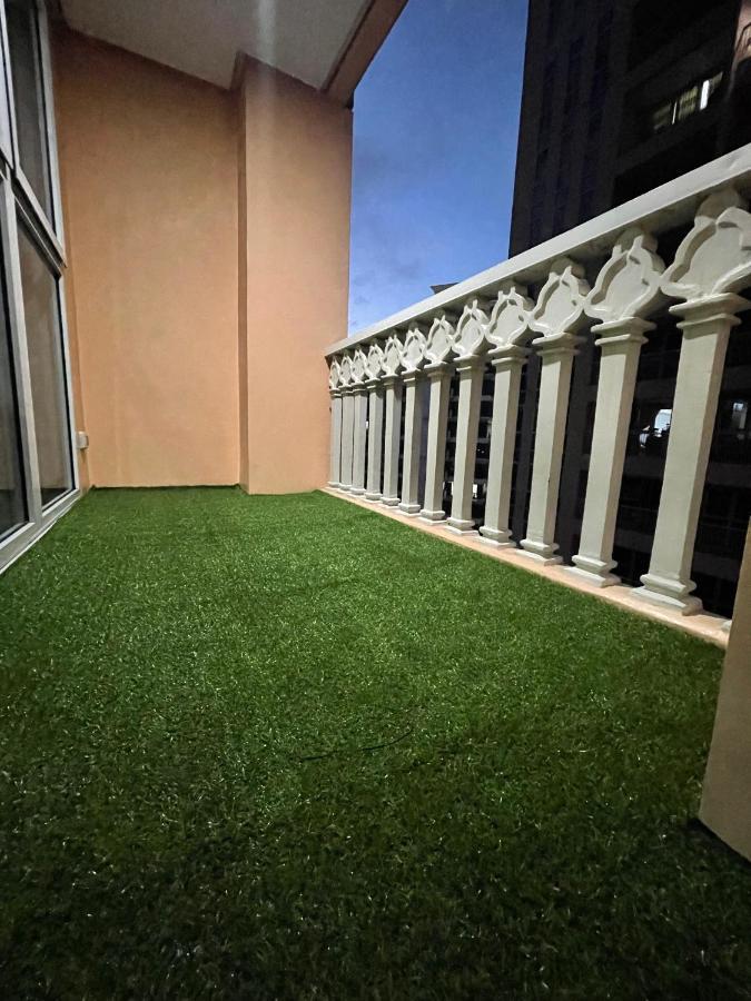 Luxury 1Br Unit With Pool At Venice Luxury Residences, Tower Domenico, Mckinley Hill, Taguig City Екстериор снимка